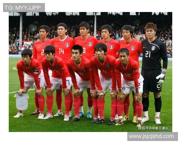 赛后分析:上海足球队与南京足球队实力对比及比赛亮点回顾 赛后分析:上海足球队与南京足球队实力对比及比赛亮点回顾